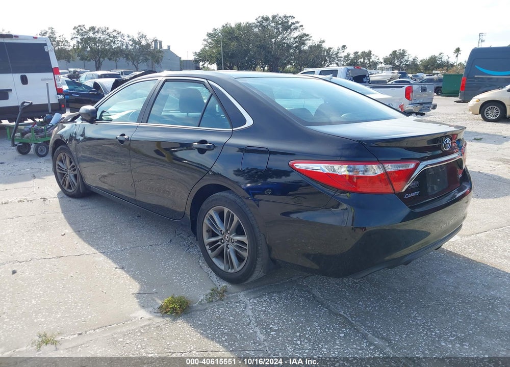 2017 TOYOTA CAMRY SE VIN: 4T1BF1FK2HU304274