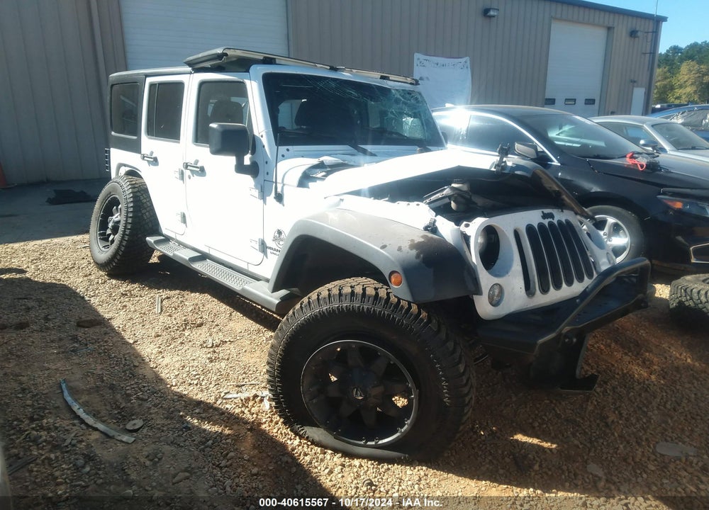 2014 JEEP WRANGLER UNLIMITED SAHARA VIN: 1C4HJWEG5EL256164