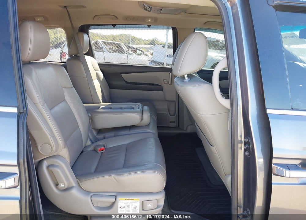 2011 HONDA ODYSSEY TOURING/TOURING ELITE VIN: 5FNRL5H98BB027353
