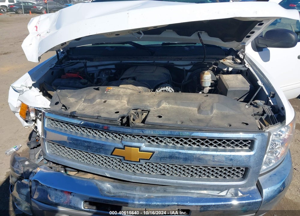 2013 CHEVROLET SILVERADO 1500 LT VIN: 1GCRKSE77DZ402246