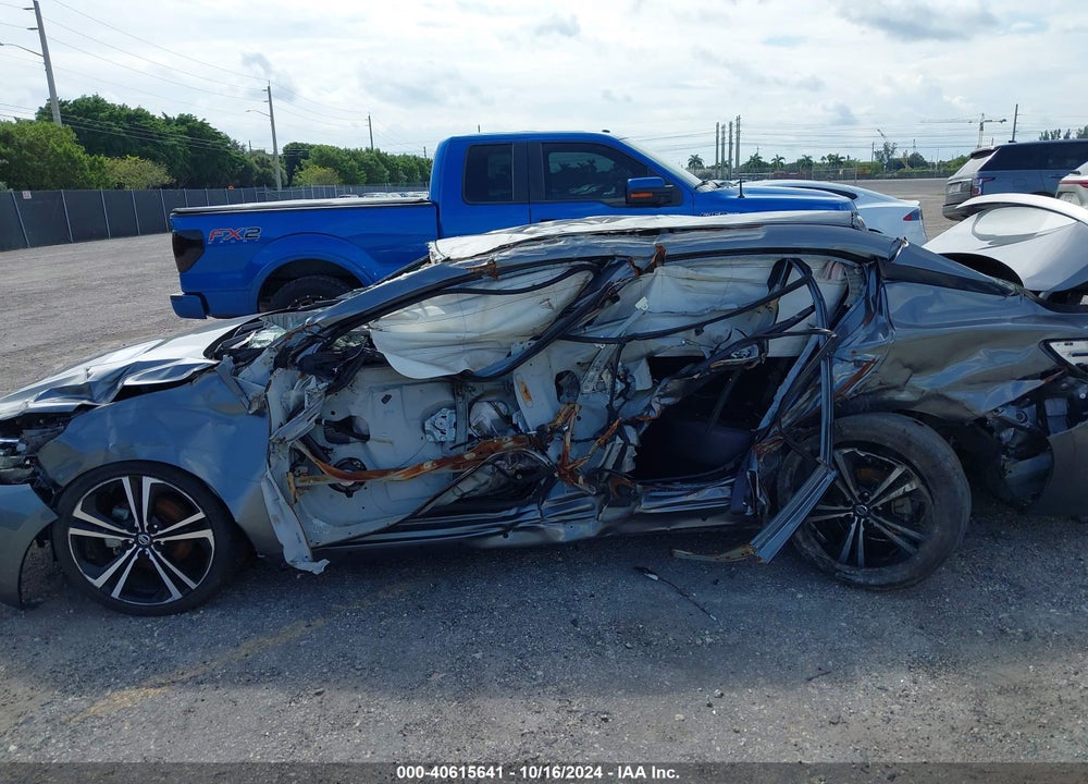 2021 NISSAN SENTRA SR XTRONIC CVT VIN: 3N1AB8DV0MY298843