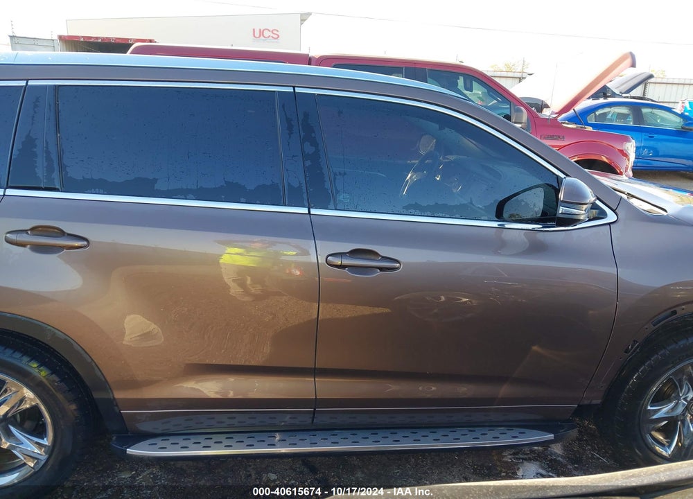 2019 TOYOTA HIGHLANDER LIMITED/PLATINUM VIN: 5TDDZRFH2KS953026