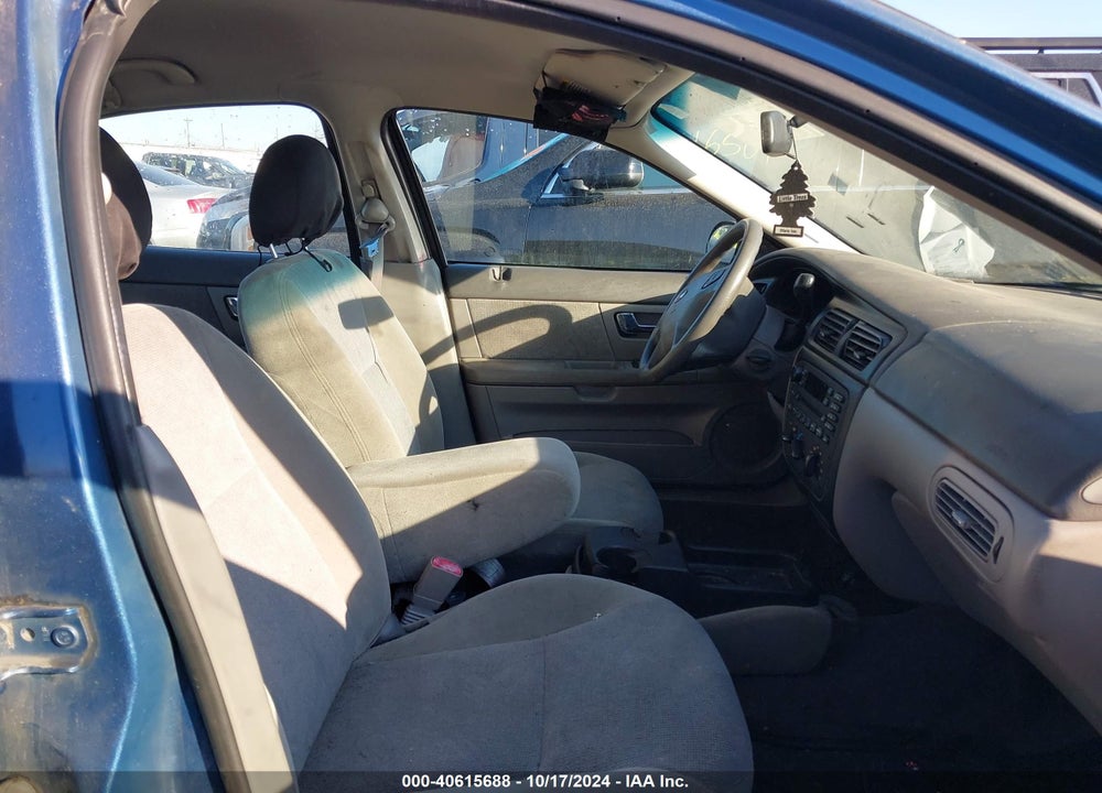 2002 FORD TAURUS SE VIN: 1FAFP53U02G156928