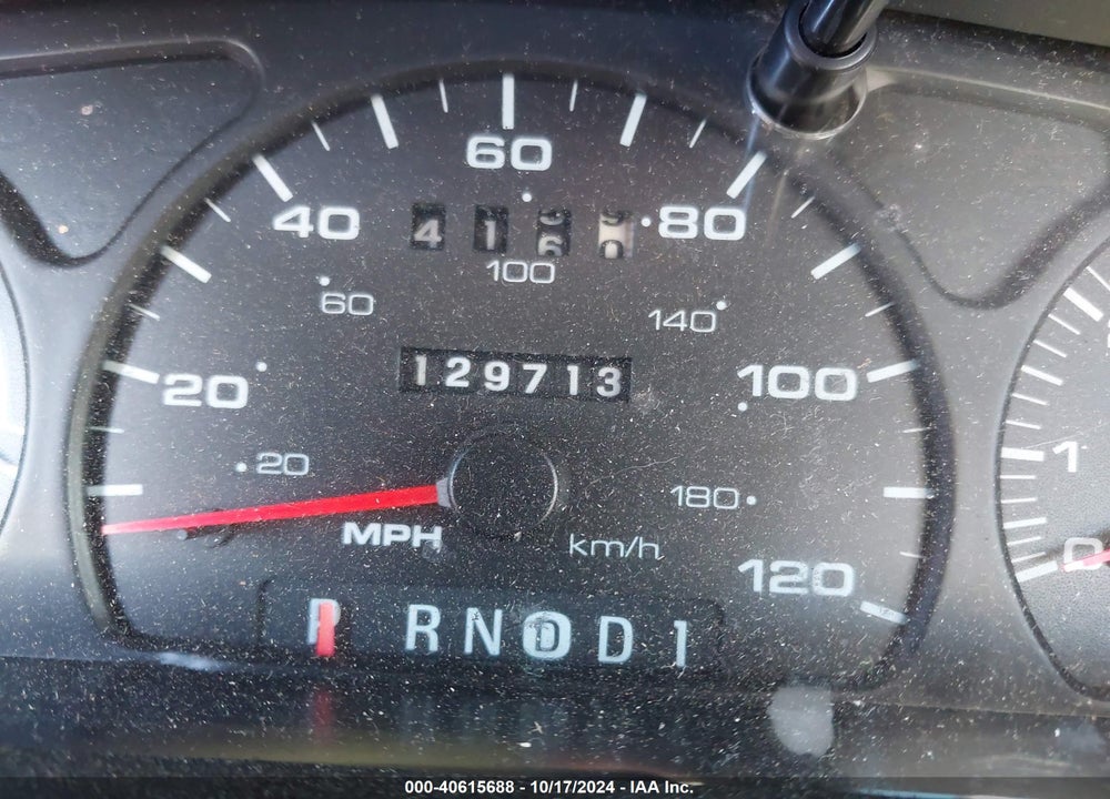 2002 FORD TAURUS SE VIN: 1FAFP53U02G156928