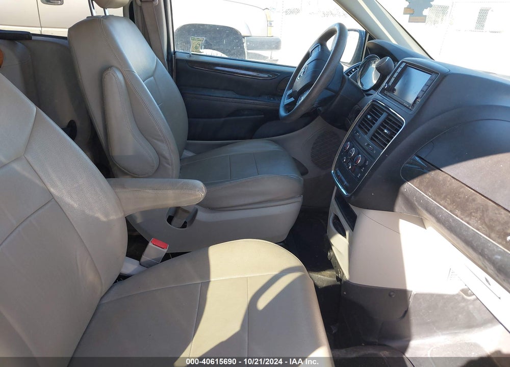 2017 DODGE GRAND CARAVAN SE VIN: 2C7WDGBG4HR762222