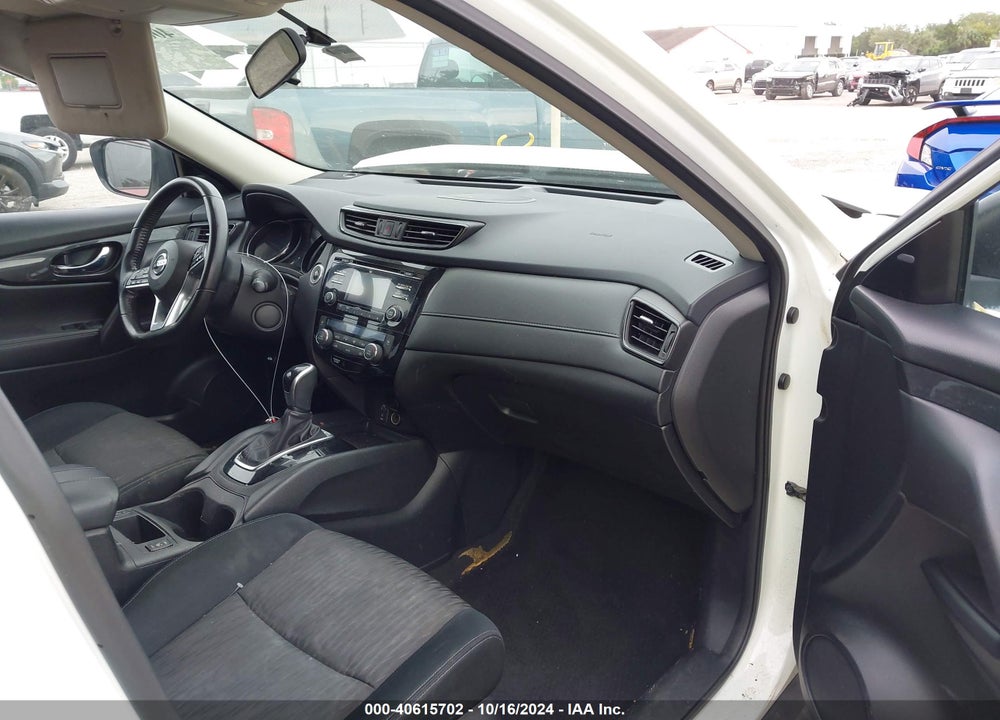 2017 NISSAN ROGUE SV VIN: JN8AT2MV6HW256900