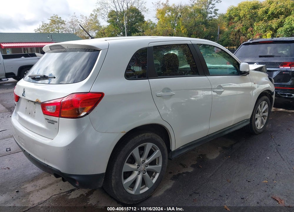 2015 MITSUBISHI OUTLANDER SPORT ES VIN: 4A4AR3AU8FE028145