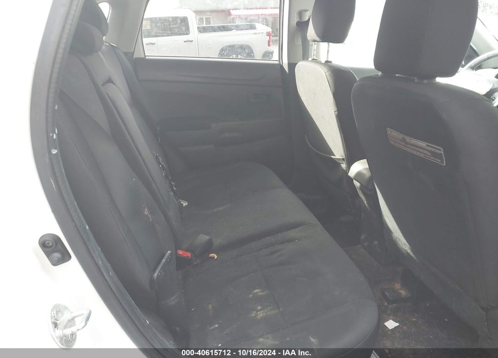 2015 MITSUBISHI OUTLANDER SPORT ES VIN: 4A4AR3AU8FE028145