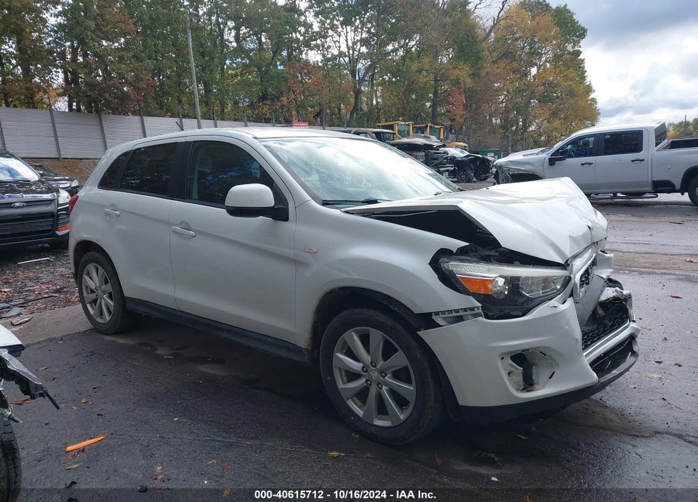 2015 MITSUBISHI OUTLANDER SPORT ES VIN: 4A4AR3AU8FE028145