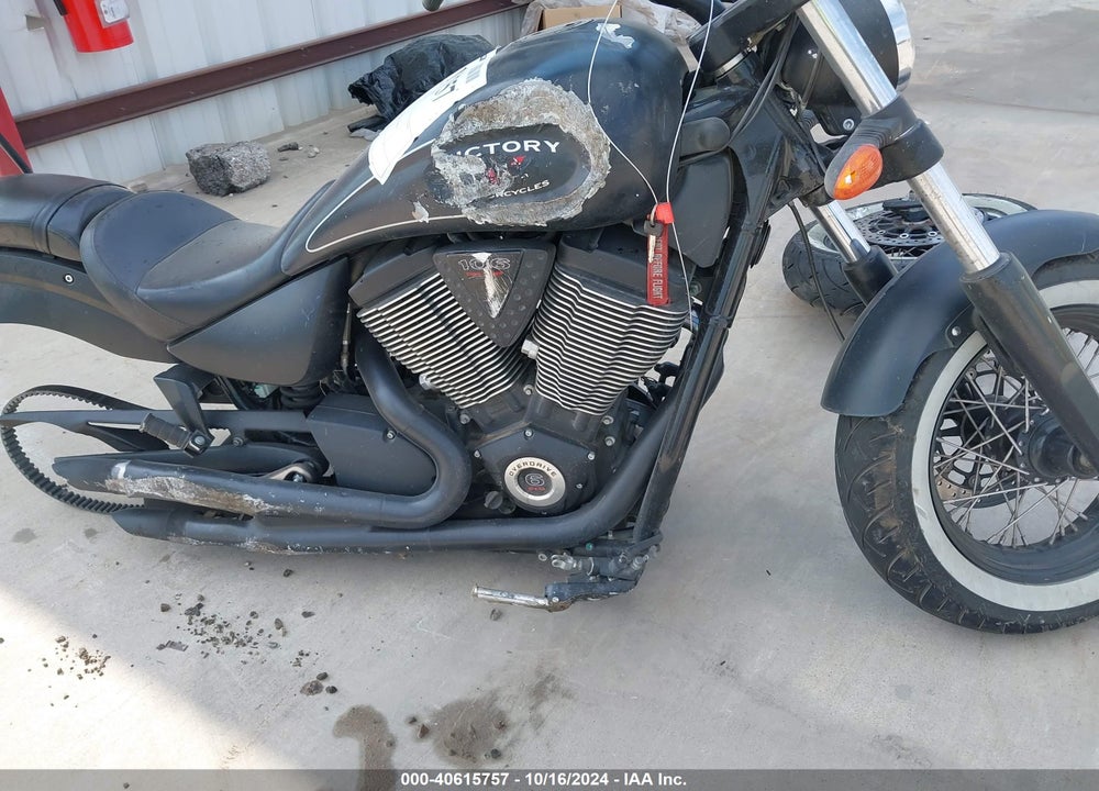 2015 VICTORY MOTORCYCLES HIGH-BALL VIN: 5VPWB36N6F3044439