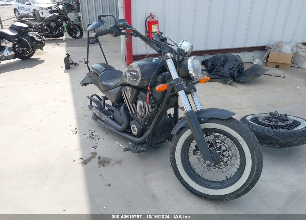 2015 VICTORY MOTORCYCLES HIGH-BALL VIN: 5VPWB36N6F3044439