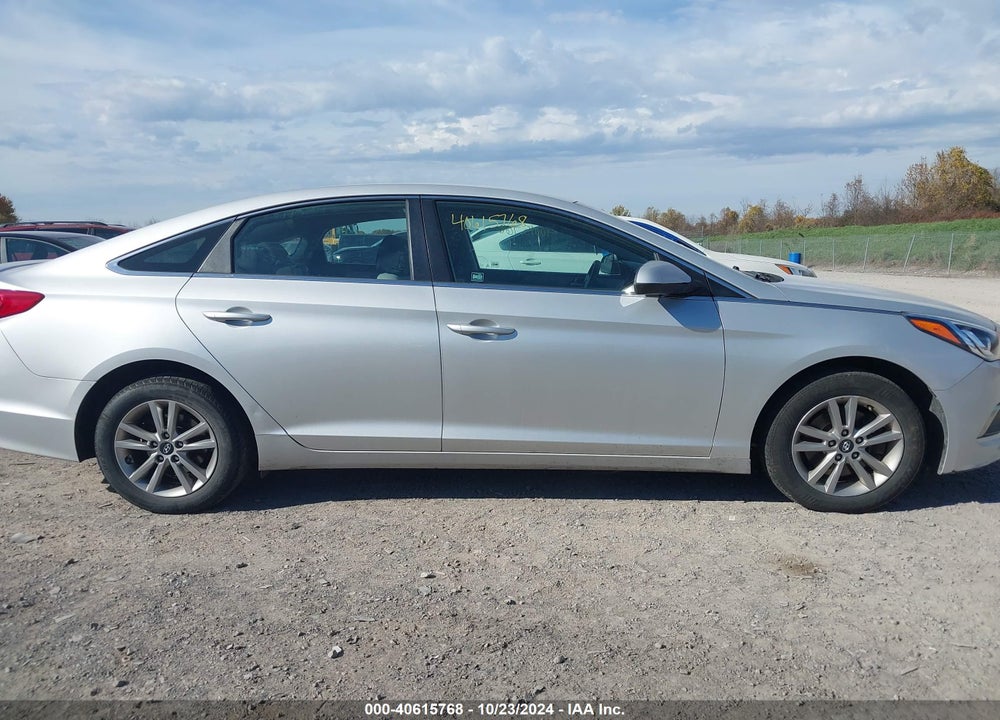 2017 HYUNDAI SONATA VIN: 5NPE24AF8HH438063