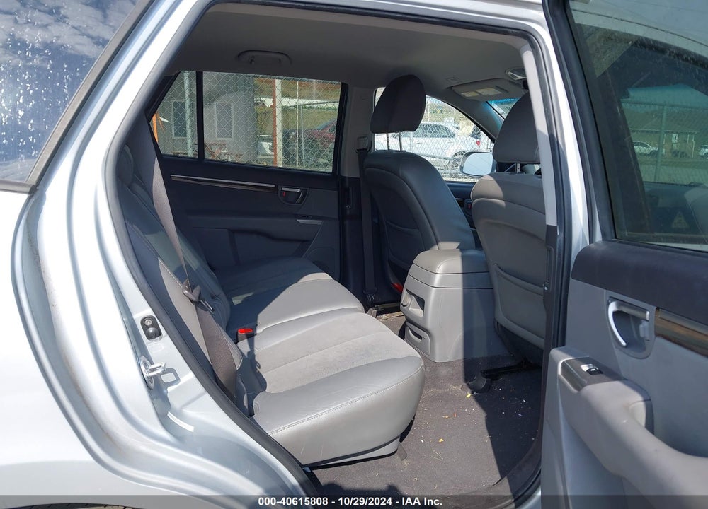 2010 HYUNDAI SANTA FE SE VIN: 5NMSH4AG7AH345225