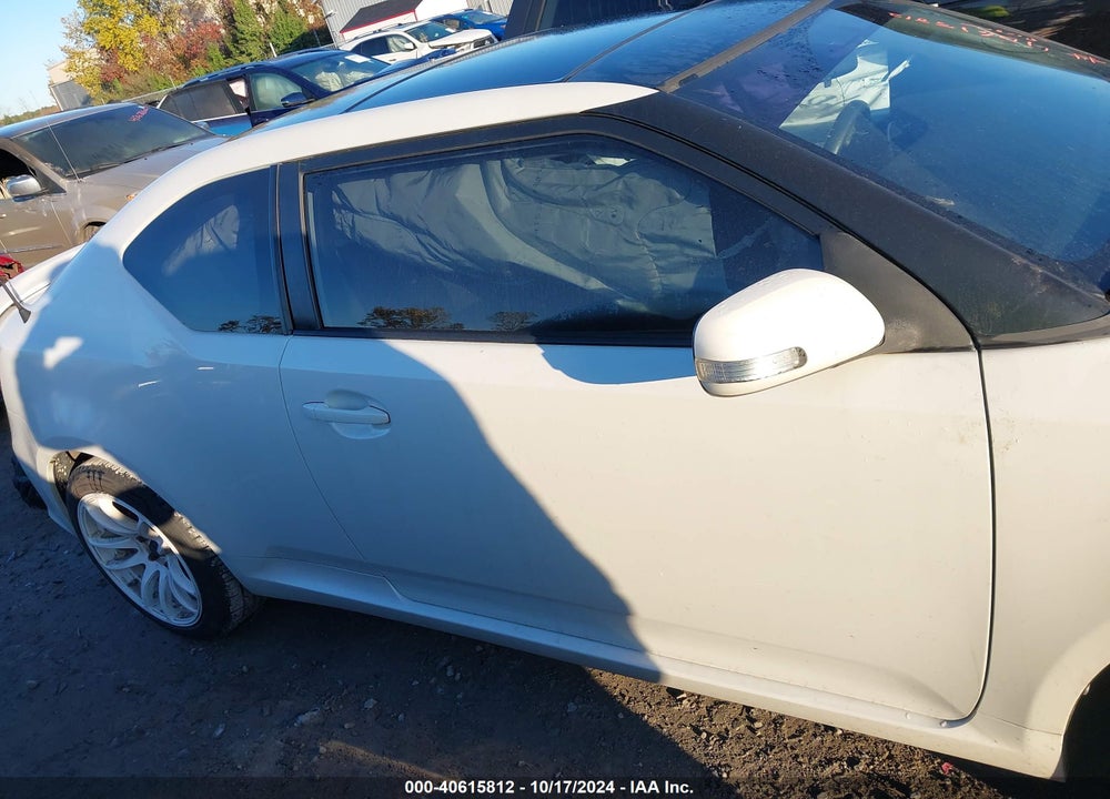 2015 SCION TC VIN: JTKJF5C72FJ009948