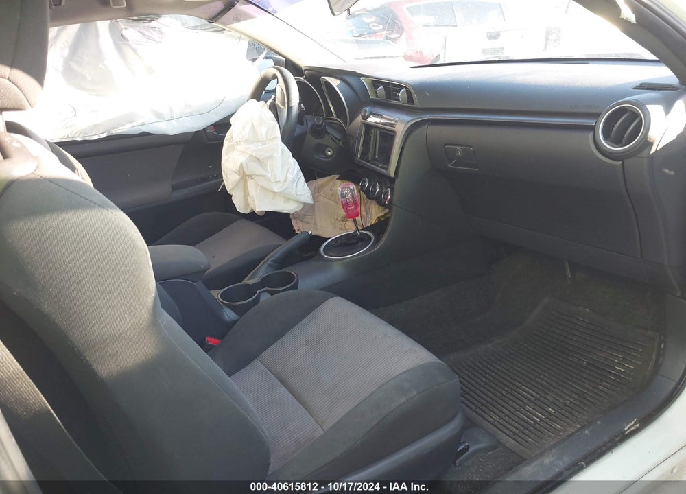 2015 SCION TC VIN: JTKJF5C72FJ009948