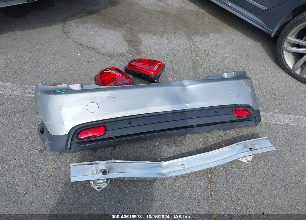 2023 MINI SE HARDTOP COOPER VIN: WMW13DJ03P2T88158