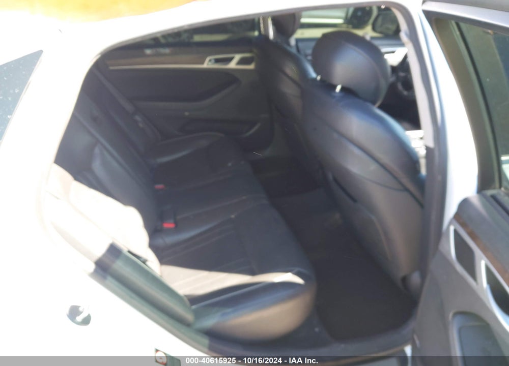 2015 HYUNDAI GENESIS 3.8 VIN: KMHGN4JE3FU097225
