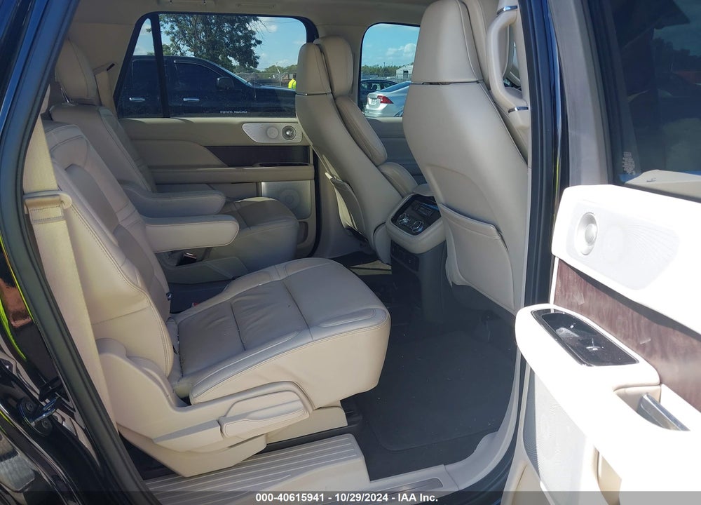 2019 LINCOLN NAVIGATOR L RESERVE VIN: 5LMJJ3LT4KEL22471