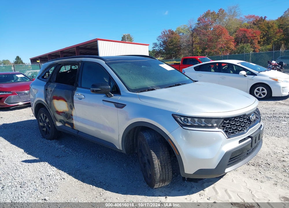 2021 KIA SORENTO S VIN: 5XYRLDLC9MG022610