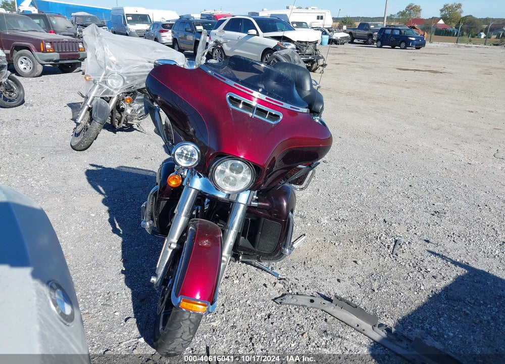 2014 HARLEY-DAVIDSON FLHTK ELECTRA GLIDE ULTRA LTD VIN: 1HD1KEL17EB606664
