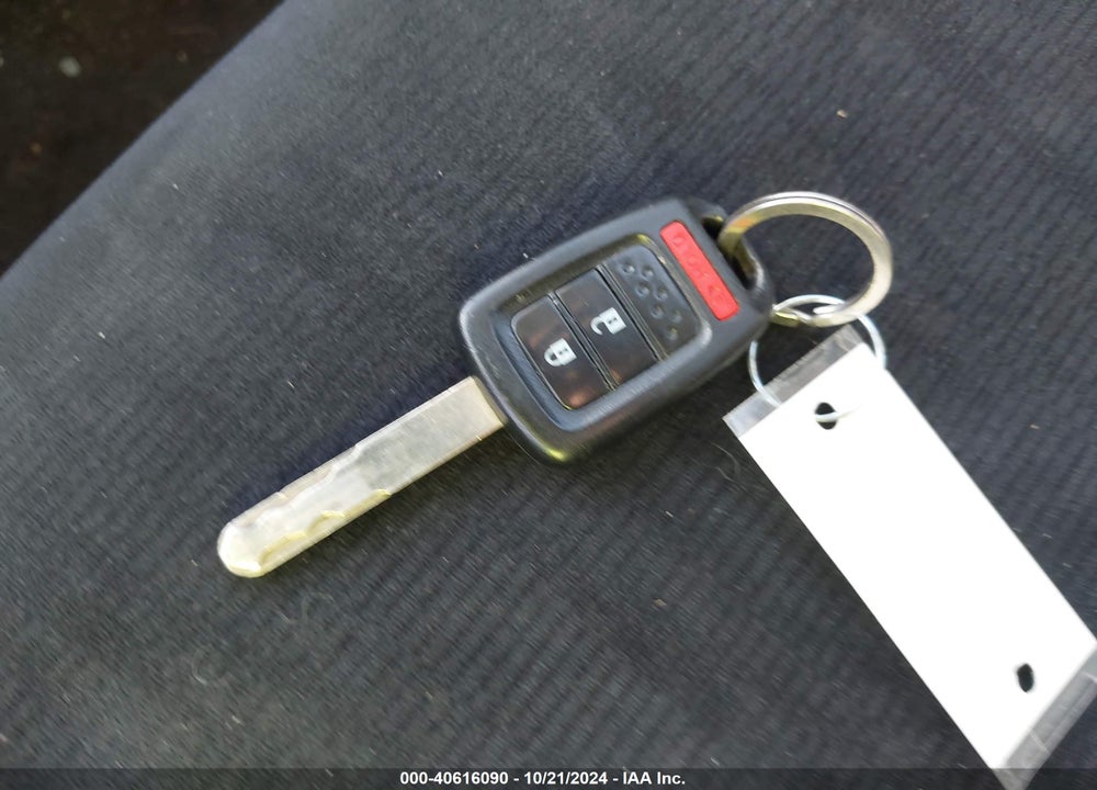2014 HONDA CR-V LX VIN: 2HKRM4H31EH663718