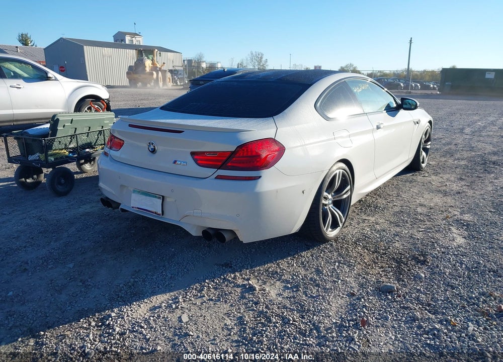 2013 BMW M6 VIN: WBSLX9C52DC968781