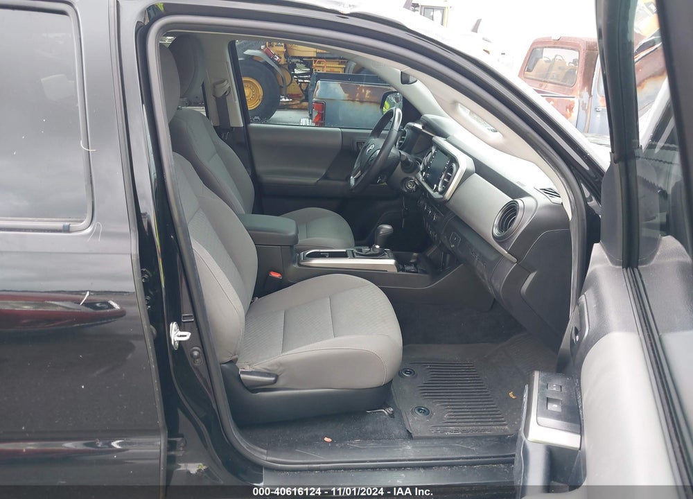 2022 TOYOTA TACOMA SR5 V6 VIN: 3TYCZ5AN0NT081410