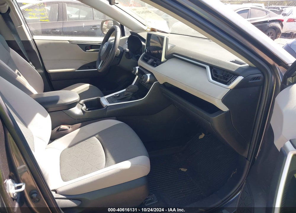 2023 TOYOTA RAV4 HYBRID XLE VIN: 4T3RWRFV9PU089361