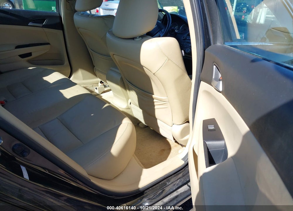 2012 HONDA ACCORD 2.4 SE VIN: 1HGCP2F68CA098842
