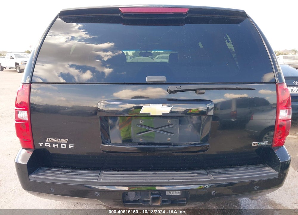 2011 CHEVROLET TAHOE LT VIN: 1GNSKBE0XBR109787