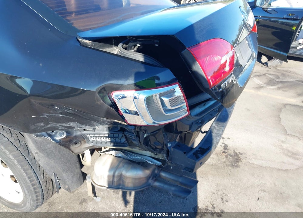 2013 VOLKSWAGEN JETTA 2.5L SE VIN: 3VWDX7AJXDM355433