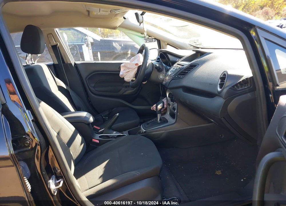 2019 FORD FIESTA SE VIN: 3FADP4EJ6KM113852