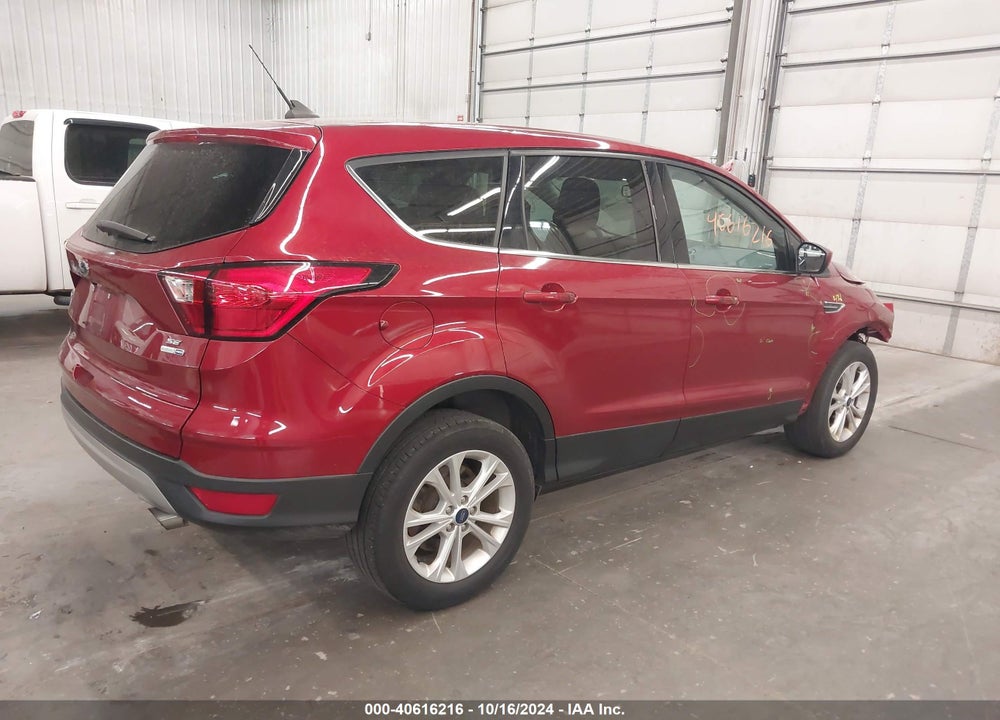 2019 FORD ESCAPE SE VIN: 1FMCU9GD4KUA92249