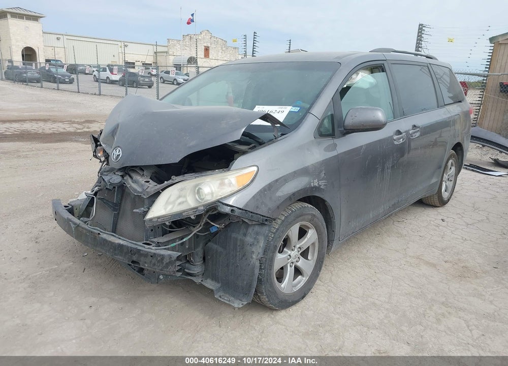 2011 TOYOTA SIENNA LE V6 VIN: 5TDKK3DC8BS055398