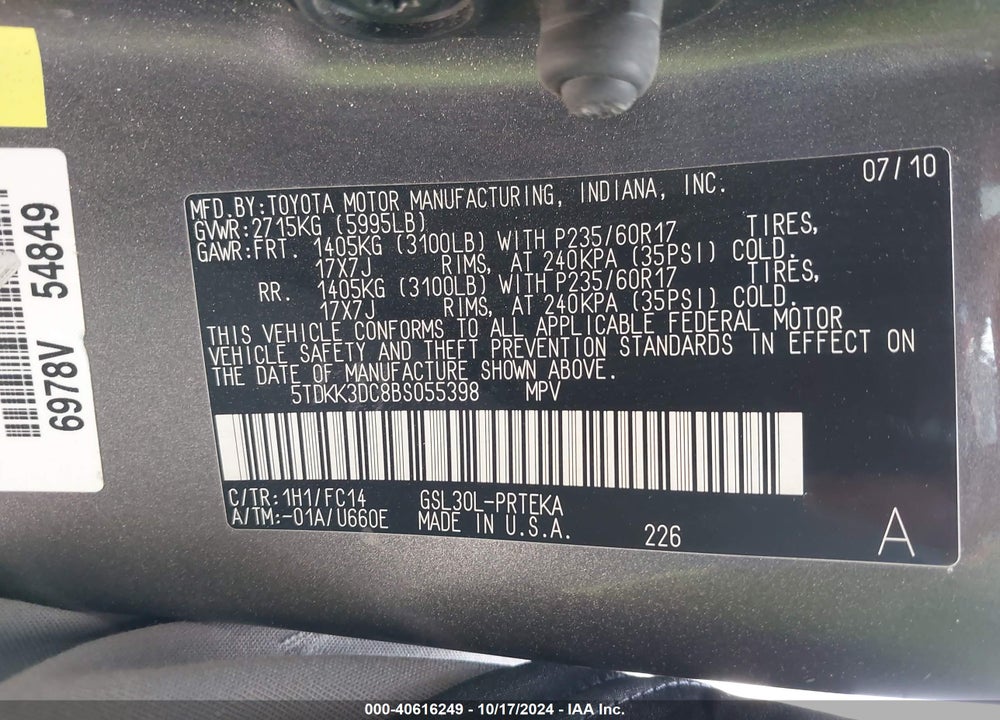 2011 TOYOTA SIENNA LE V6 VIN: 5TDKK3DC8BS055398