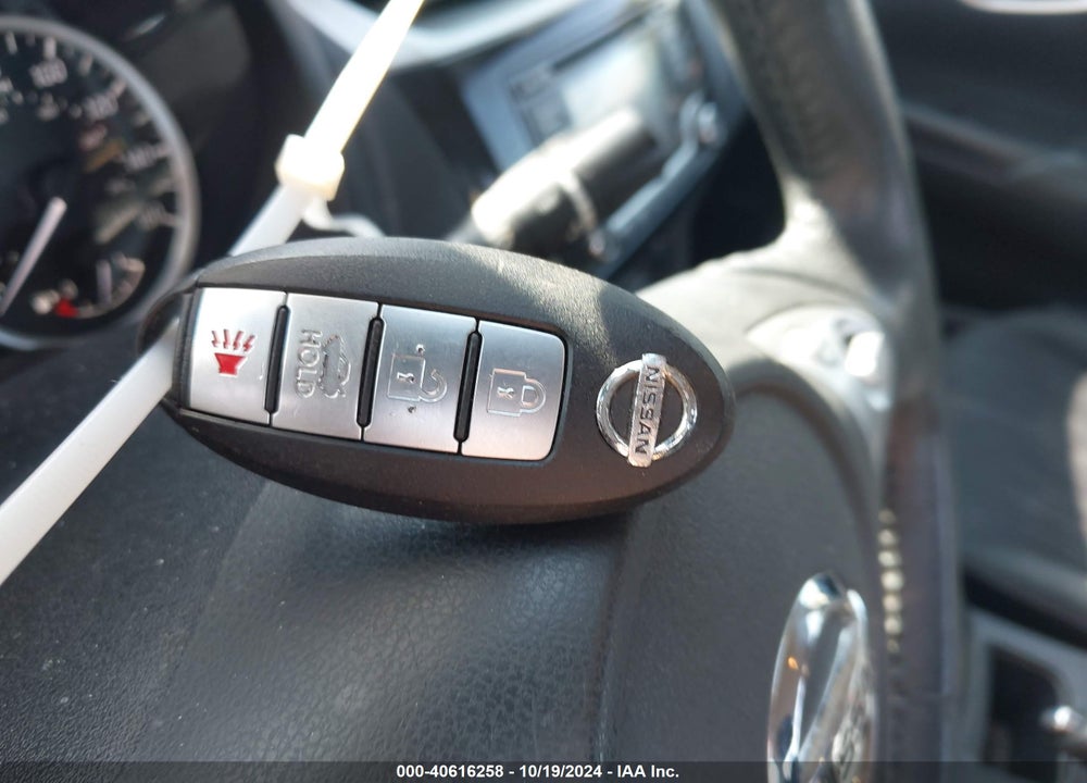 2018 NISSAN SENTRA SV VIN: 3N1AB7AP0JY263487