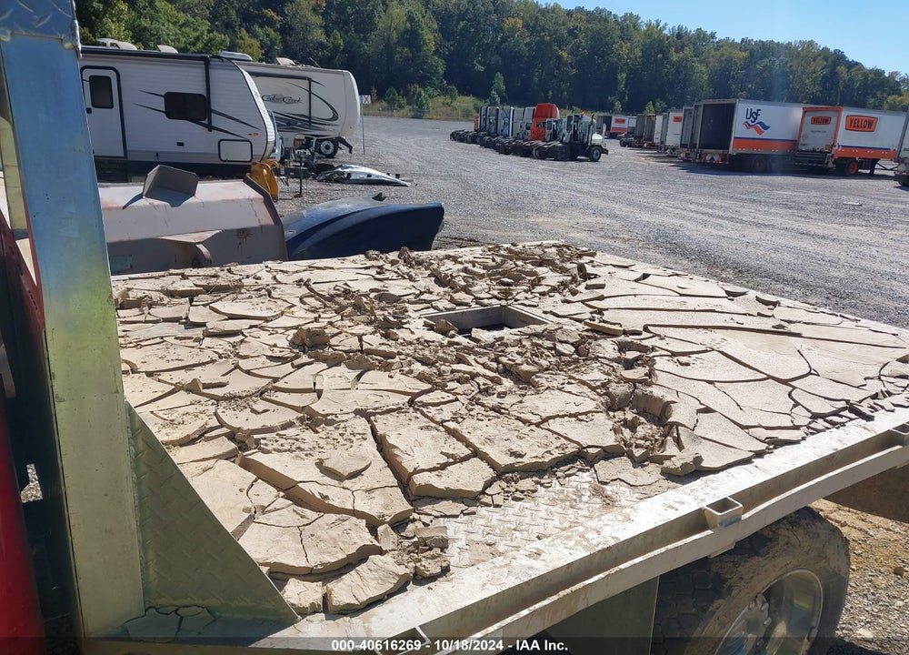 2013 FORD F-550 CHASSIS LARIAT VIN: 1FD0W5HT8DEB32499