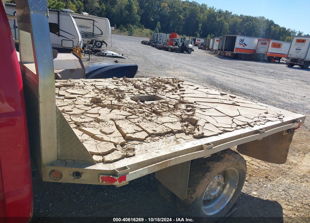 2013 FORD F-550 CHASSIS LARIAT VIN: 1FD0W5HT8DEB32499
