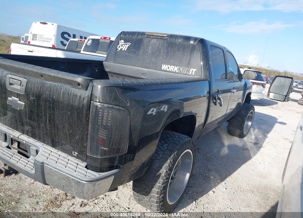 2011 CHEVROLET SILVERADO 1500 LT VIN: 3GCPKSE35BG162101