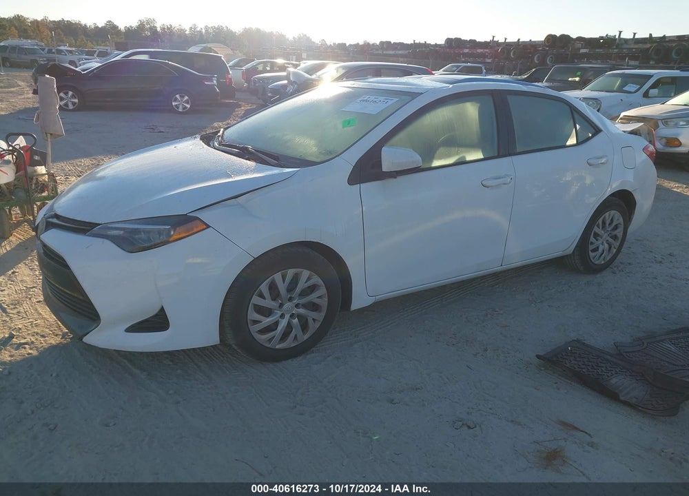 2018 TOYOTA COROLLA LE VIN: 5YFBURHE0JP807336
