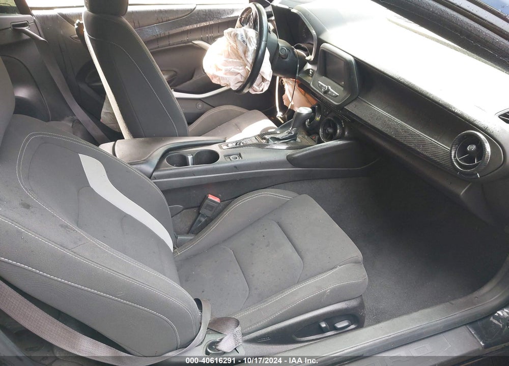 2017 CHEVROLET CAMARO 1LT VIN: 1G1FB3DS9H0210747