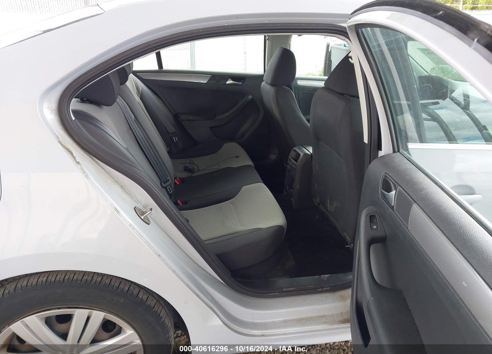 2017 VOLKSWAGEN JETTA 1.4T S VIN: 3VW2B7AJ6HM382303