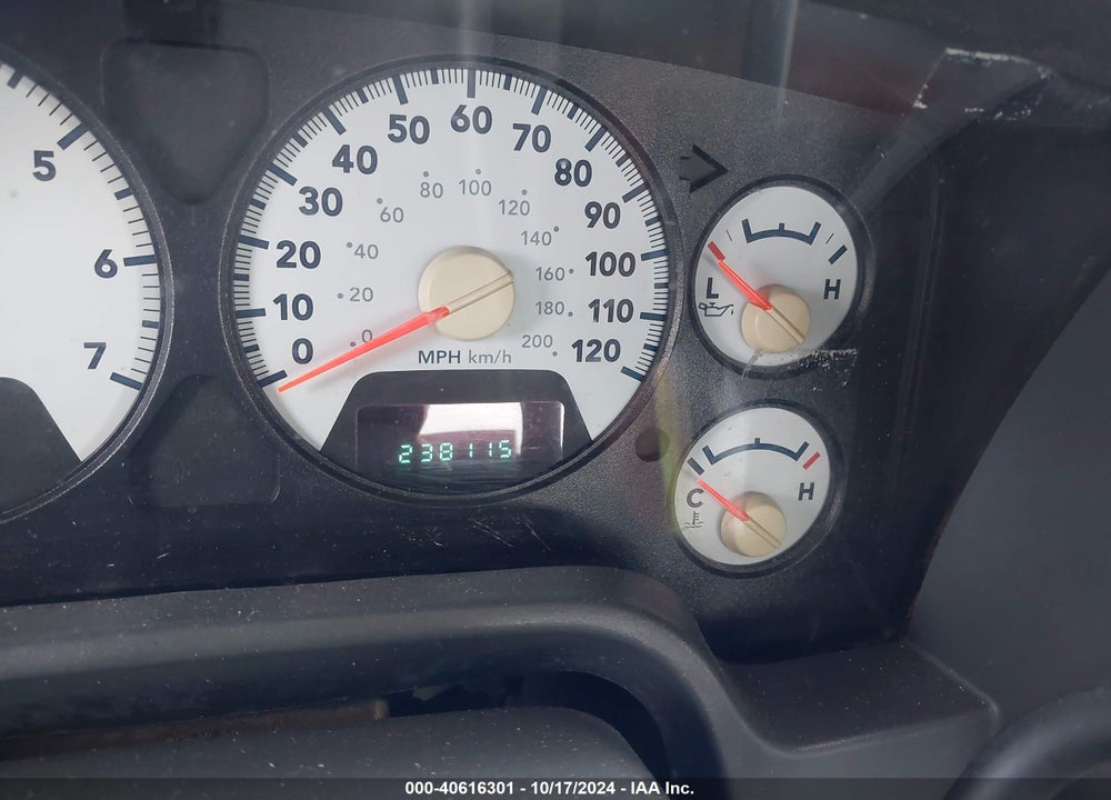 2007 DODGE RAM 1500 LARAMIE VIN: 1D7HU18217J608414