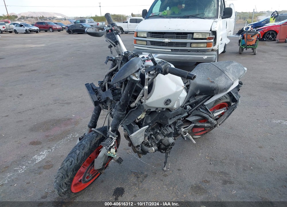 2019 YAMAHA MT09 VIN: JYARN53E4KA005725