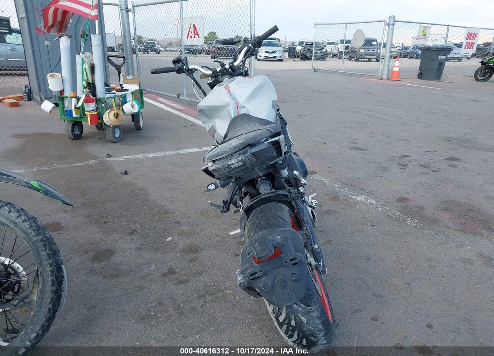 2019 YAMAHA MT09 VIN: JYARN53E4KA005725