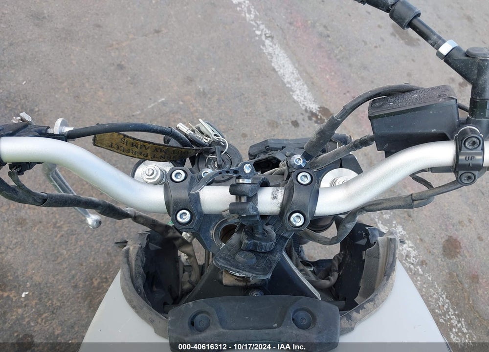 2019 YAMAHA MT09 VIN: JYARN53E4KA005725