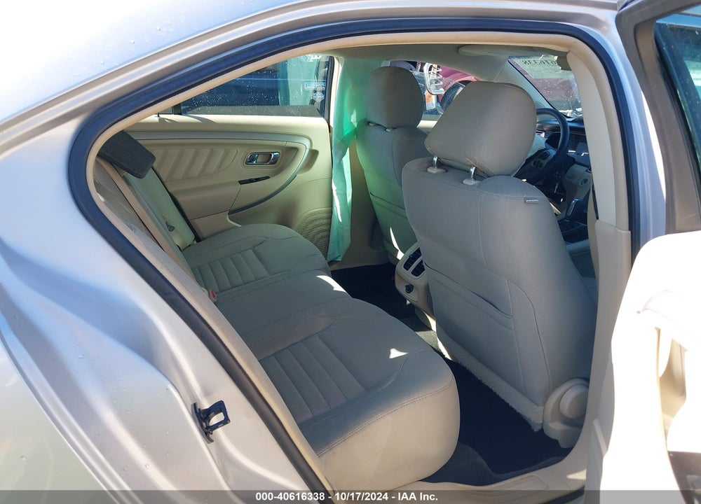 2016 FORD TAURUS SE VIN: 1FAHP2D8XGG133172