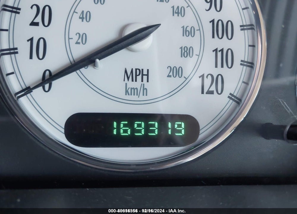 2001 CHRYSLER 300M VIN: 2C3HE66G61H717953