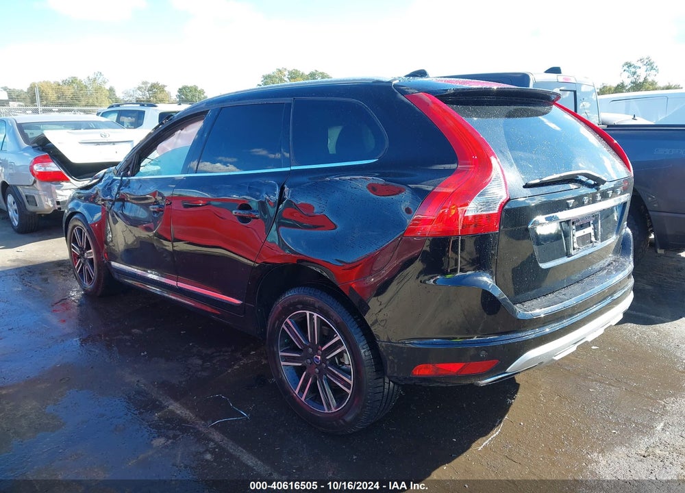 2017 VOLVO XC60 T5 DYNAMIC VIN: YV440MRR7H2160741