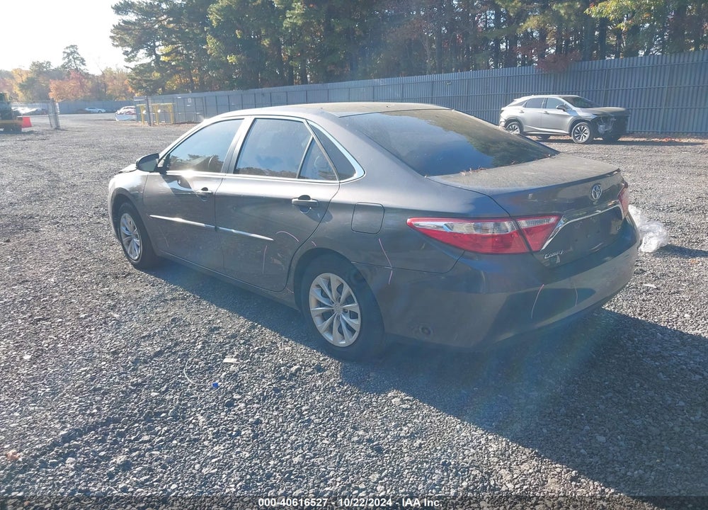 2016 TOYOTA CAMRY LE VIN: 4T4BF1FK7GR583757